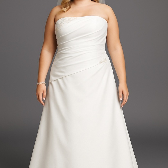 David’s Bridal NWT Soft White Strapless Wedding Gown Women’s Size 26 W Plus - Picture 1 of 15